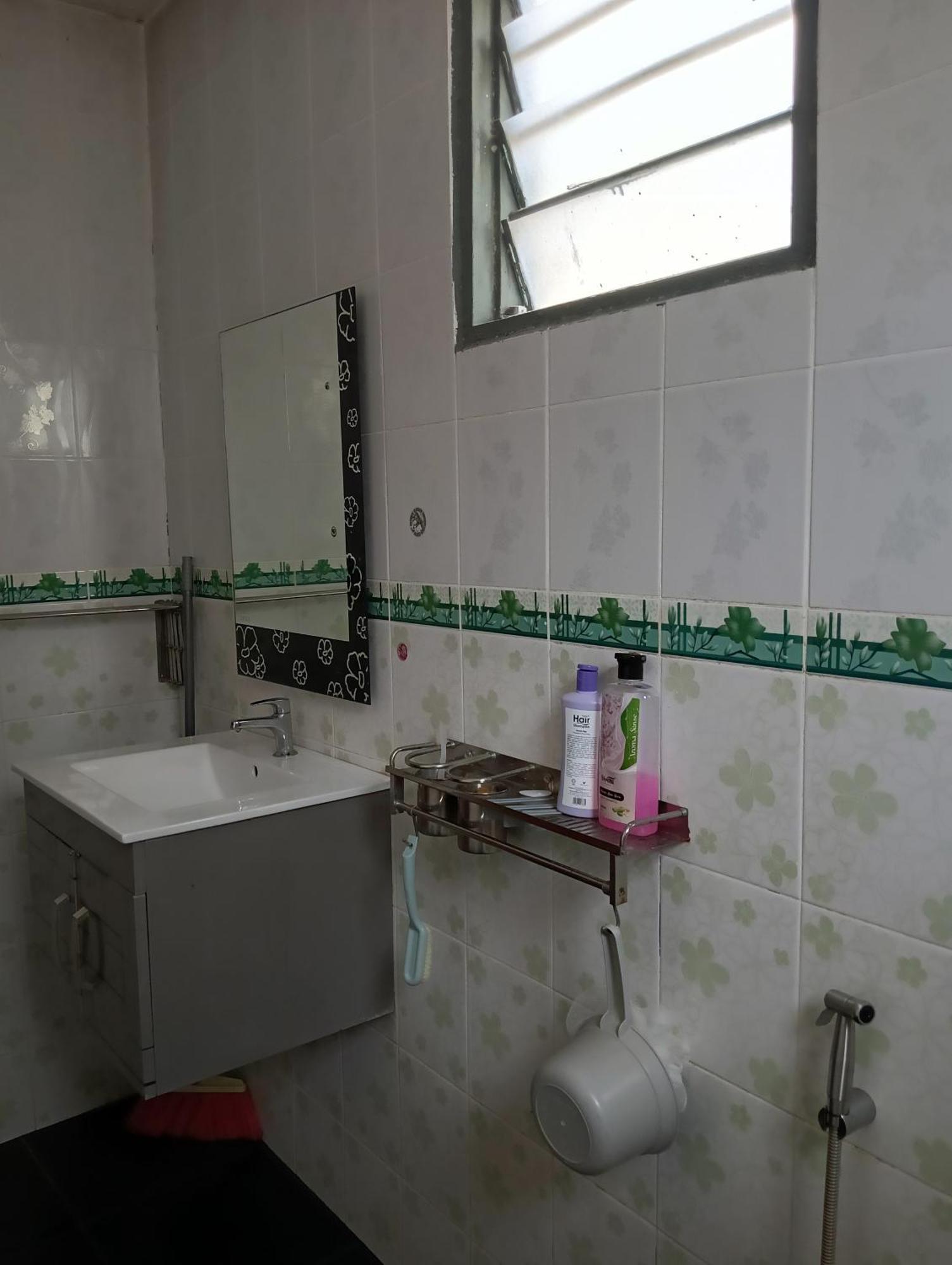 Dhia Irdina Homestay Paya Rewak Exterior foto
