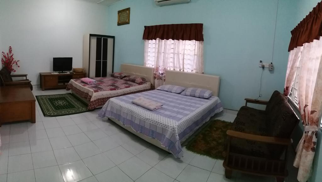 Dhia Irdina Homestay Paya Rewak Exterior foto