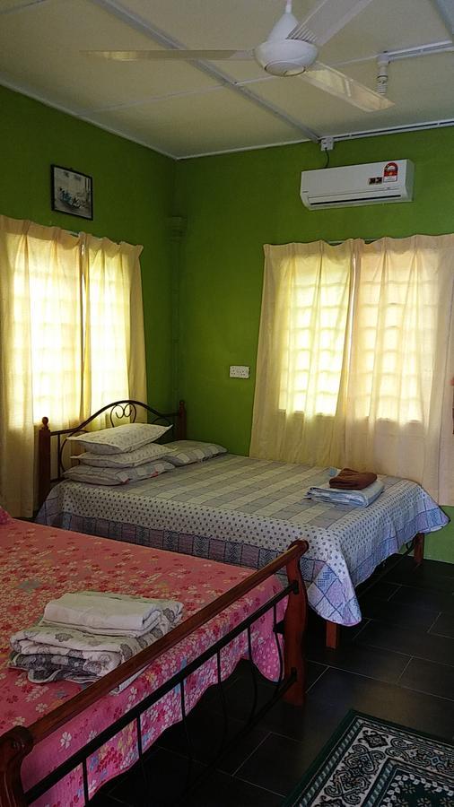 Dhia Irdina Homestay Paya Rewak Exterior foto